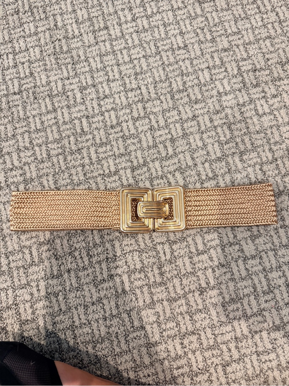 Gold Elastic Chainlink Waist Belt - Women's Accessory